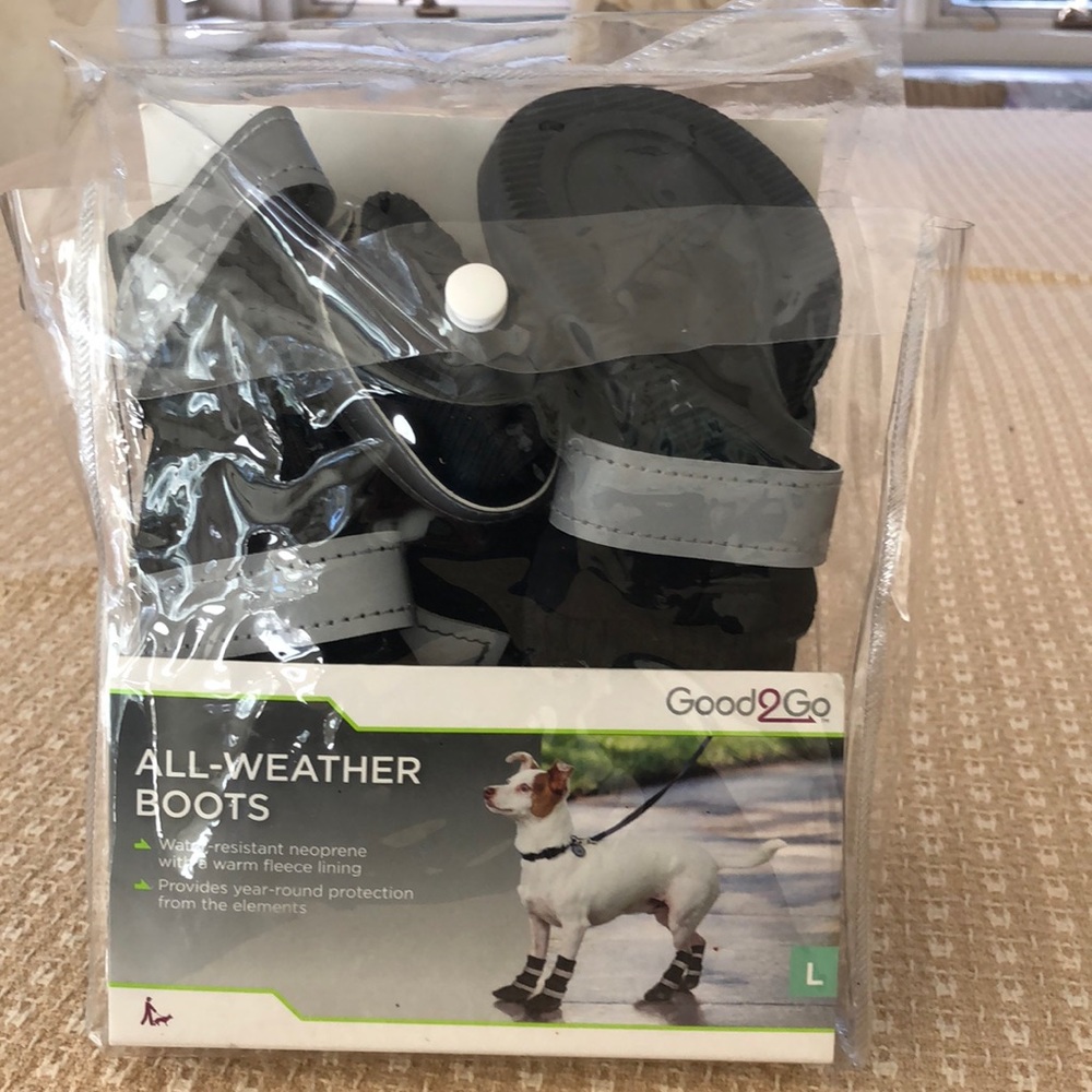 NIP Good 2 Go All Weather Fleece Lined Boots Reflective Straps. L